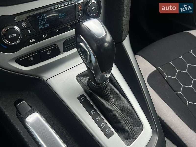 Хэтчбек Ford Focus 2013 в Киеве