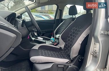 Хэтчбек Ford Focus 2013 в Киеве