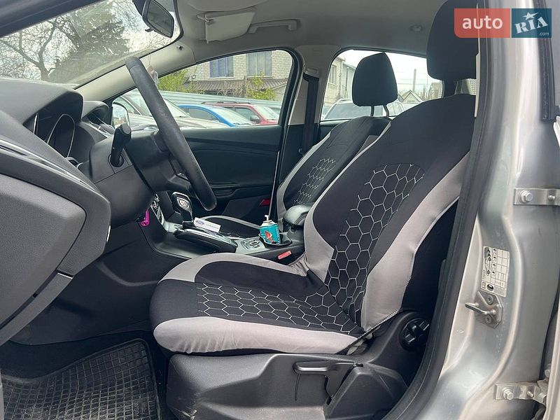 Хэтчбек Ford Focus 2013 в Киеве