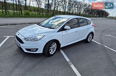 Хетчбек Ford Focus 2016 в Дніпрі