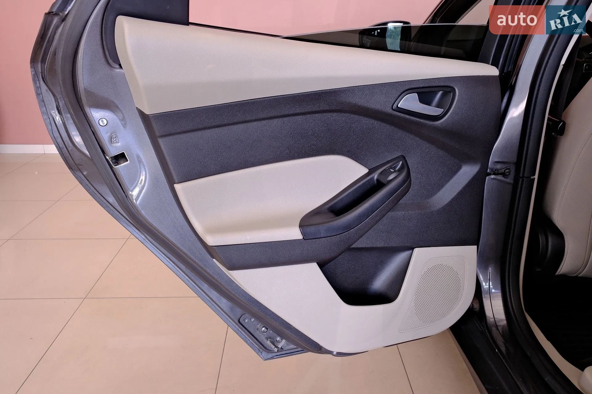 2017 Ford Focus - мініатюра 32