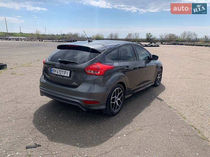 Хэтчбек Ford Focus 2016 в Одессе