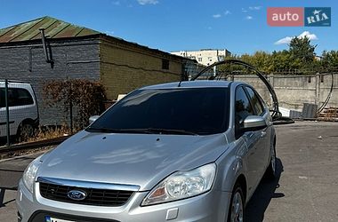 Хэтчбек Ford Focus 2011 в Киеве