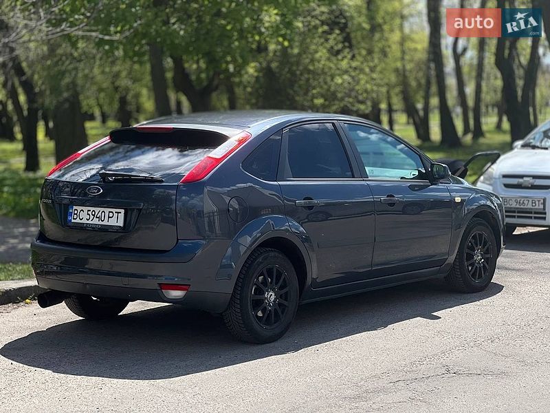 Хэтчбек Ford Focus 2007 в Львове
