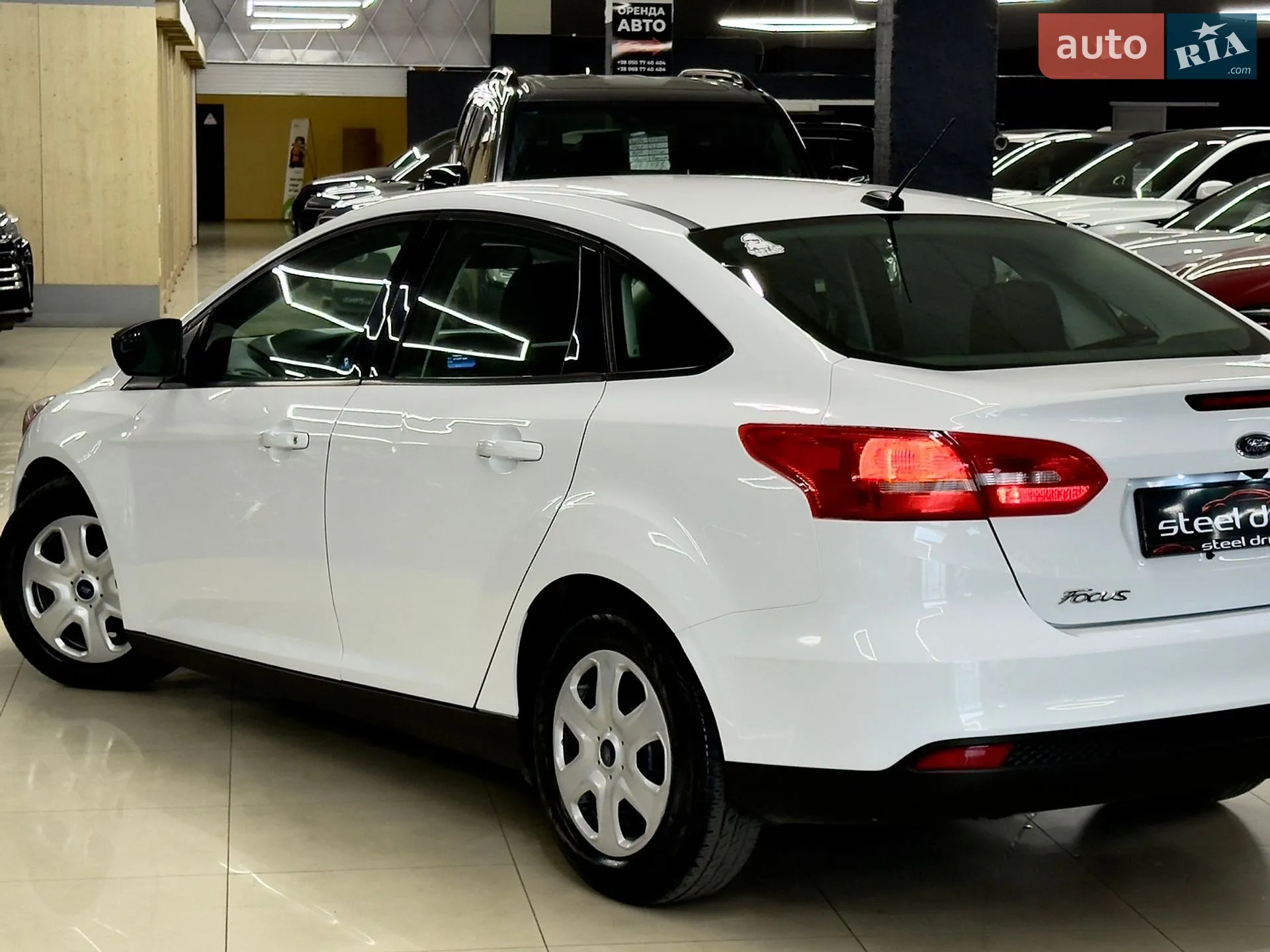 2017 Ford Focus - мініатюра 17