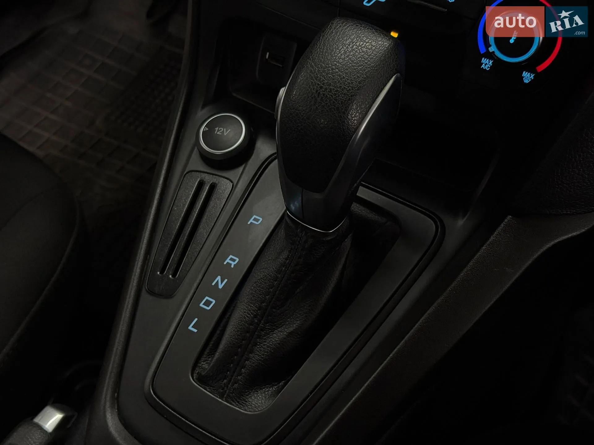 2017 Ford Focus - мініатюра 37