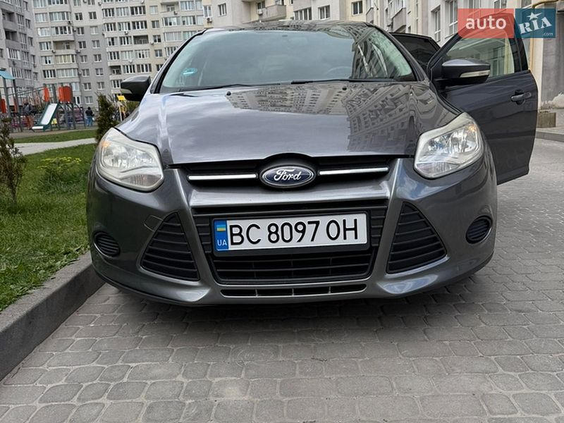 Седан Ford Focus 2012 в Львові