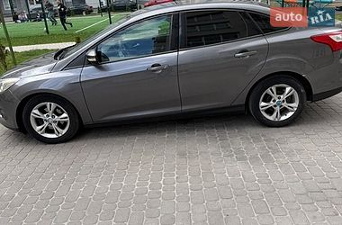 Седан Ford Focus 2012 в Львові
