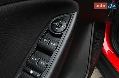 Хэтчбек Ford Focus 2016 в Софиевской Борщаговке