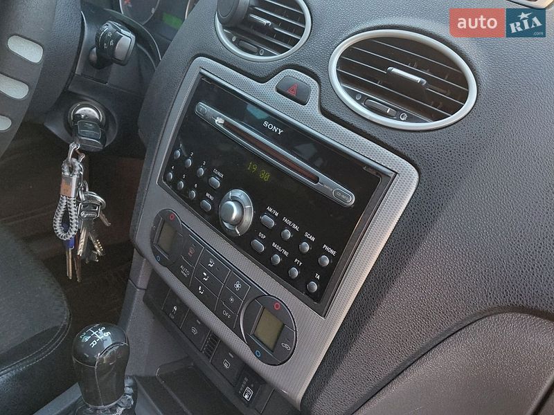 Хетчбек Ford Focus 2005 в Ніжині