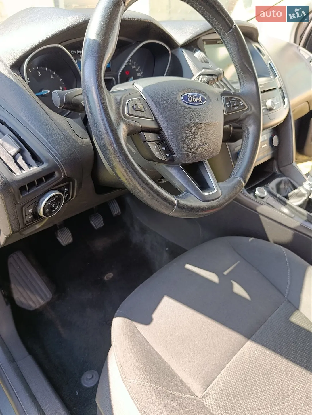 2016 Ford Focus - мініатюра 18