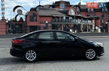 Седан Ford Focus 2015 в Дрогобичі