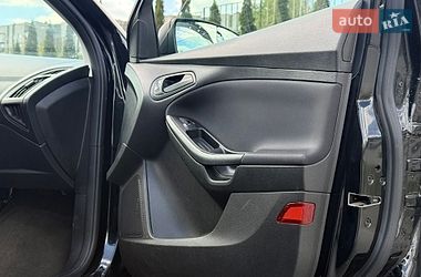 Седан Ford Focus 2015 в Дрогобичі