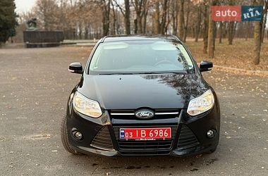 Хэтчбек Ford Focus 2011 в Киеве