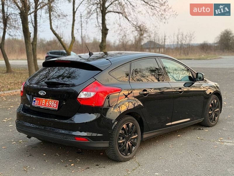 Хэтчбек Ford Focus 2011 в Киеве