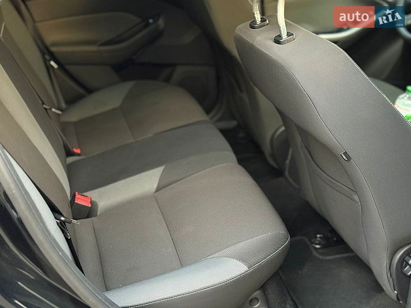 Хэтчбек Ford Focus 2011 в Киеве
