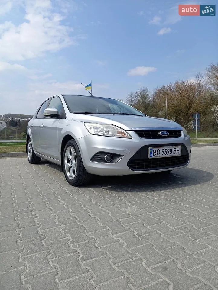 2010 Ford Focus - мініатюра 18