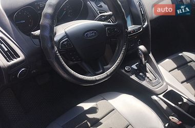 Хетчбек Ford Focus 2017 в Дніпрі