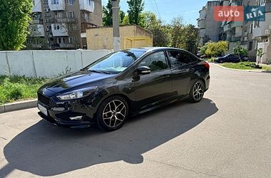 Седан Ford Focus 2015 в Измаиле