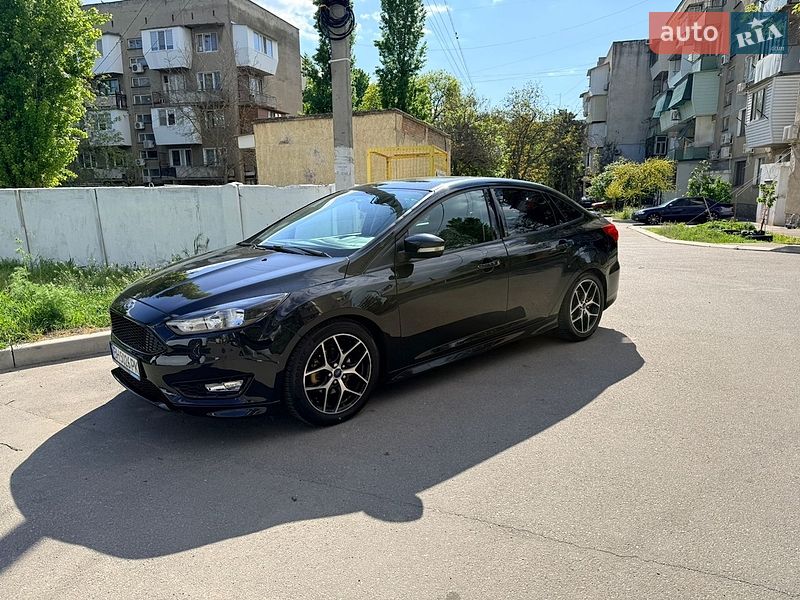 Седан Ford Focus 2015 в Измаиле