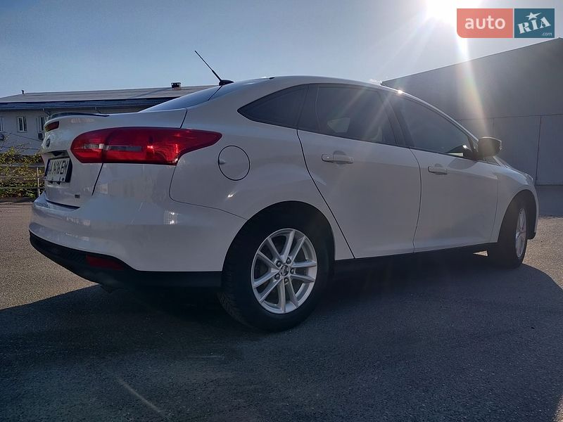 Седан Ford Focus 2015 в Киеве