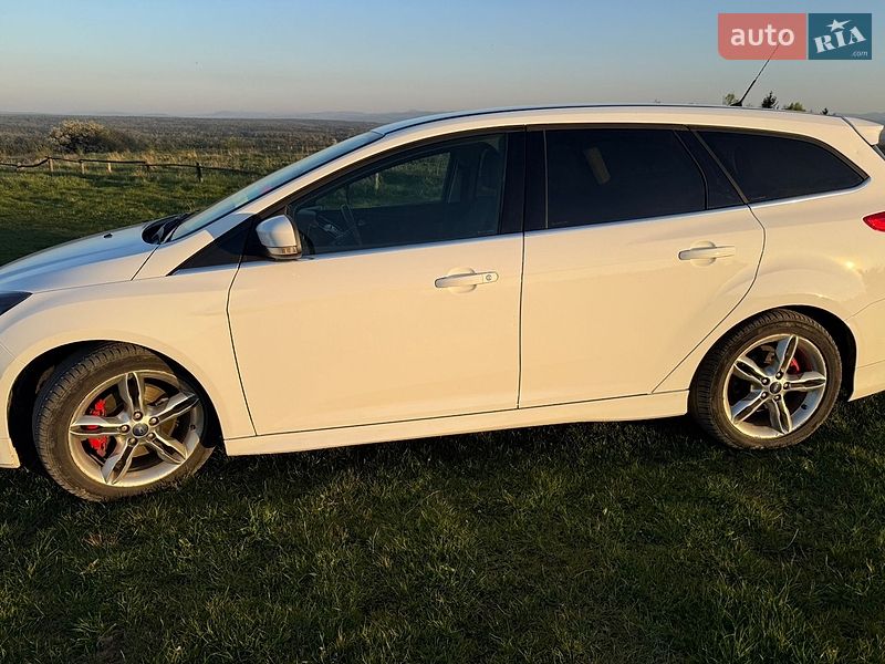 Универсал Ford Focus 2013 в Рожнятове
