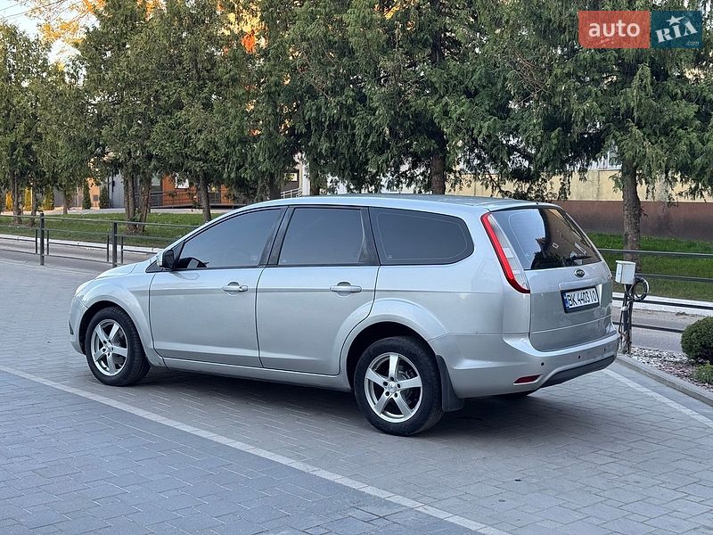 Універсал Ford Focus 2008 в Сарнах