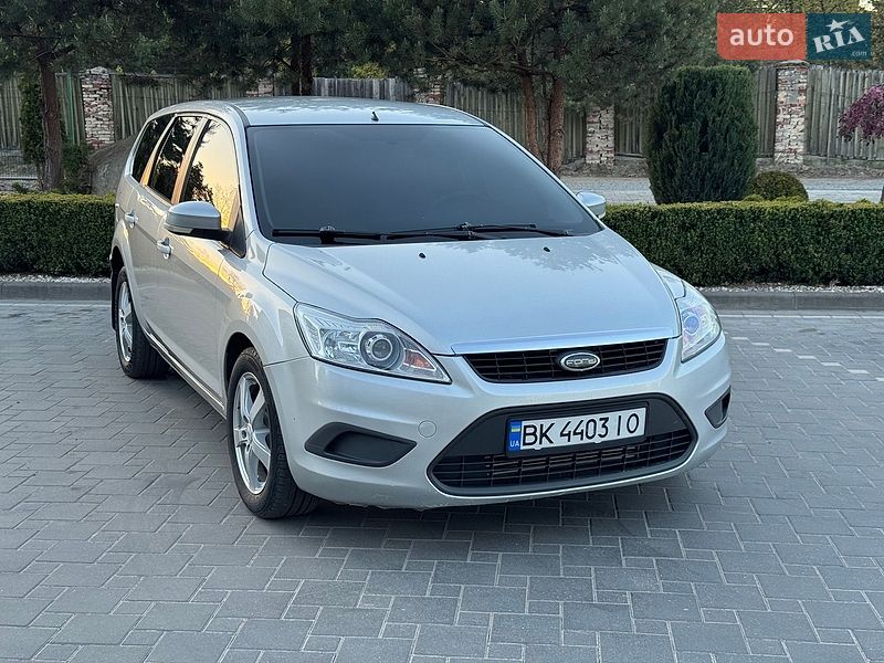 Універсал Ford Focus 2008 в Сарнах