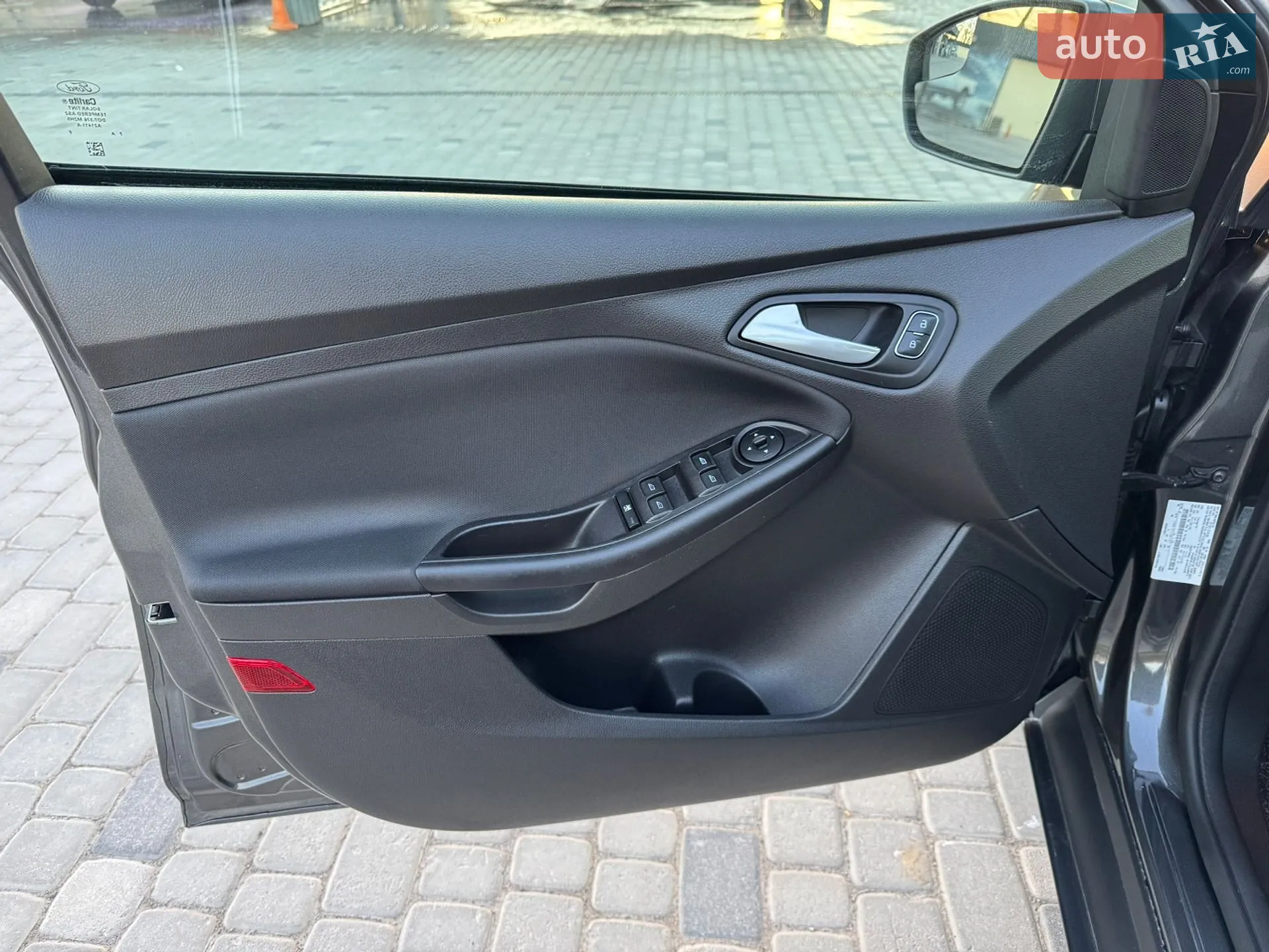 2018 Ford Focus - мініатюра 13