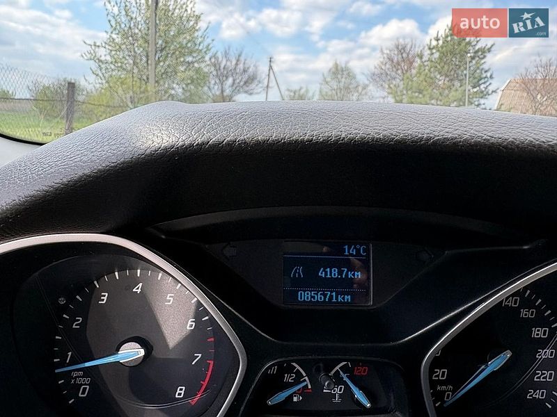 Хэтчбек Ford Focus 2014 в Першотравенске