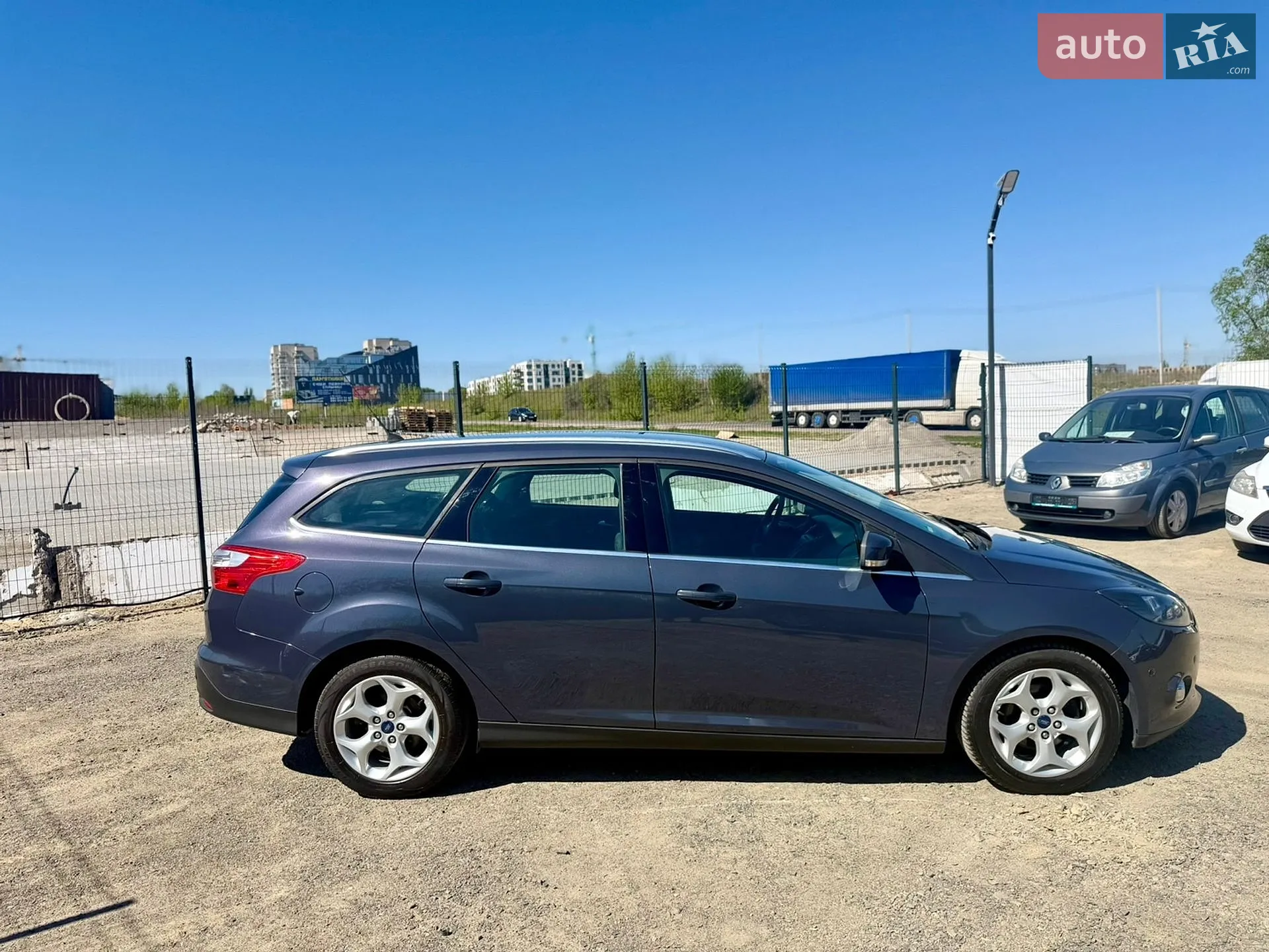 2013 Ford Focus - мініатюра 3