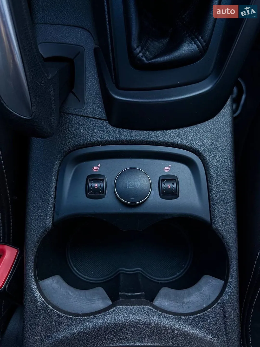 2012 Ford Focus - мініатюра 18