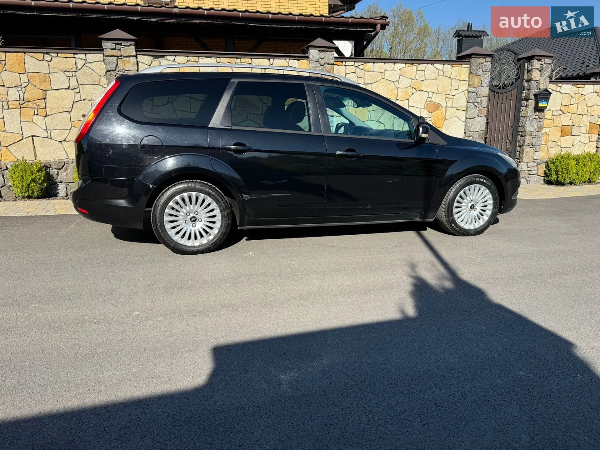 2010 Ford Focus - мініатюра 4