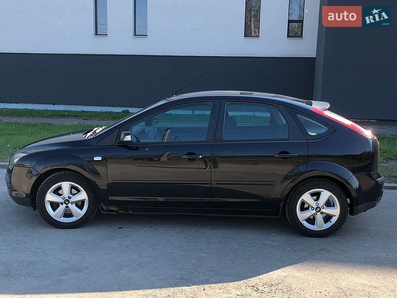Хетчбек Ford Focus 2007 в Черкасах