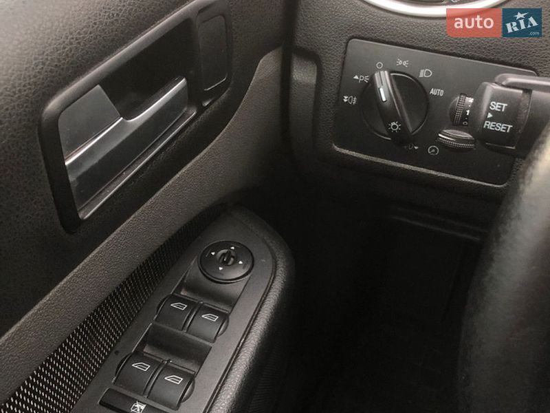 Хетчбек Ford Focus 2007 в Черкасах