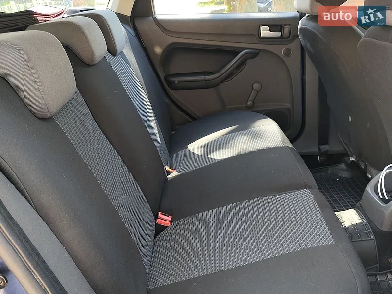 Ford Focus 2004 VIN WF0WXXGCDW4T77884 фото оголошення 19 з 62