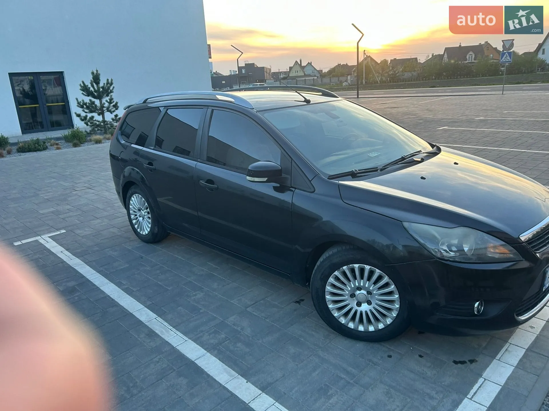2010 Ford Focus - мініатюра 16