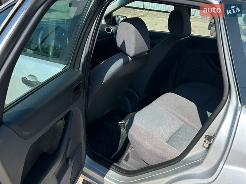 Універсал Ford Focus 2005 в Харкові