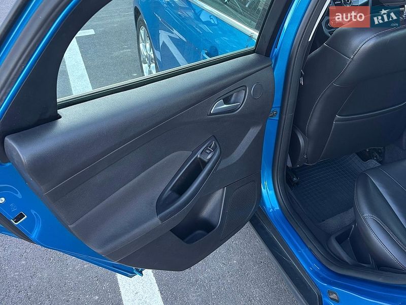 Седан Ford Focus 2013 в Ровно