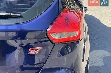 Хэтчбек Ford Focus 2016 в Киеве