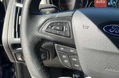 Хэтчбек Ford Focus 2016 в Киеве