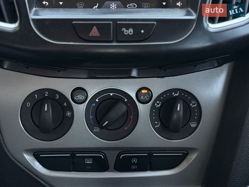 Седан Ford Focus 2013 в Киеве