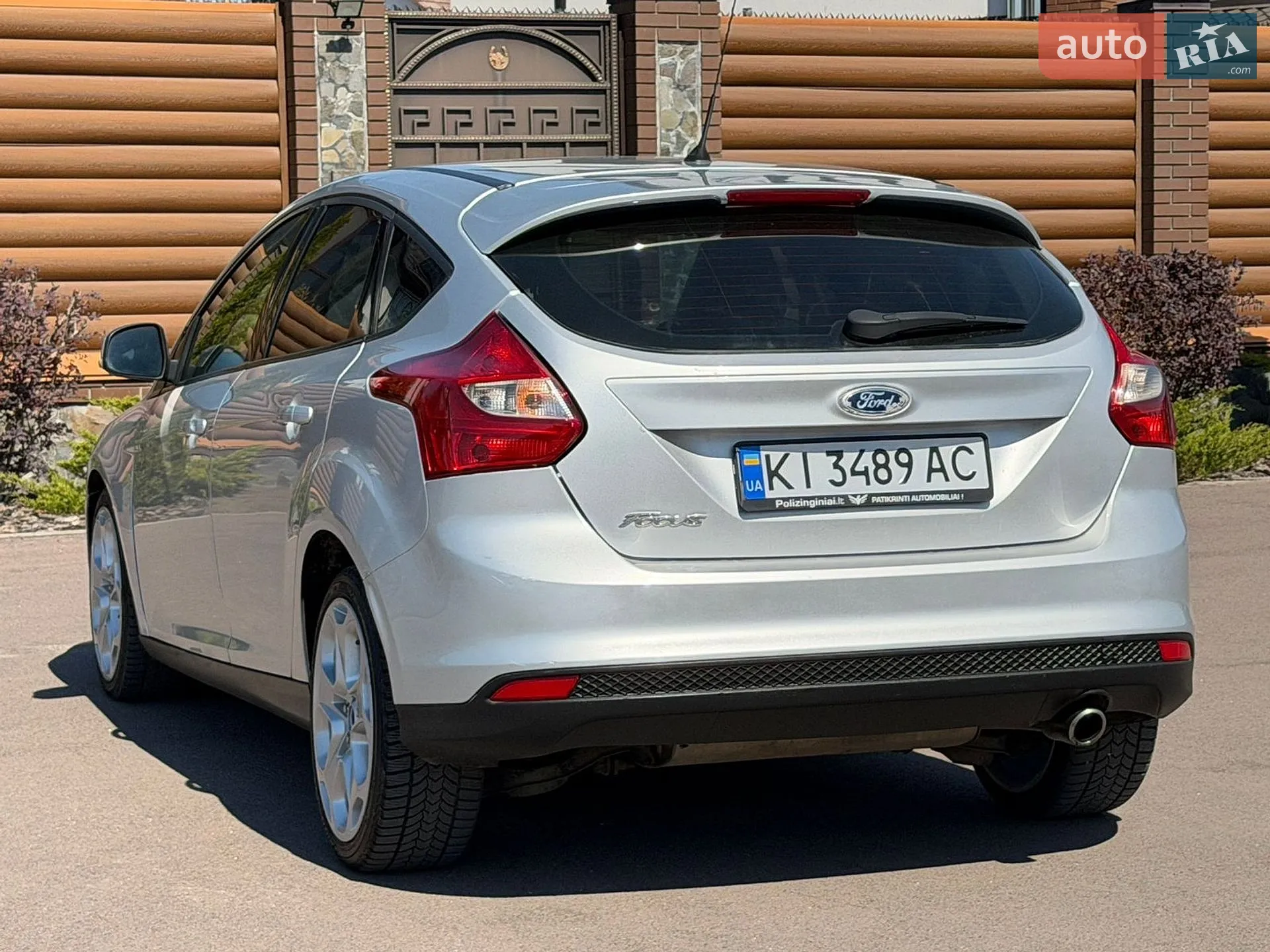 2011 Ford Focus - мініатюра 22