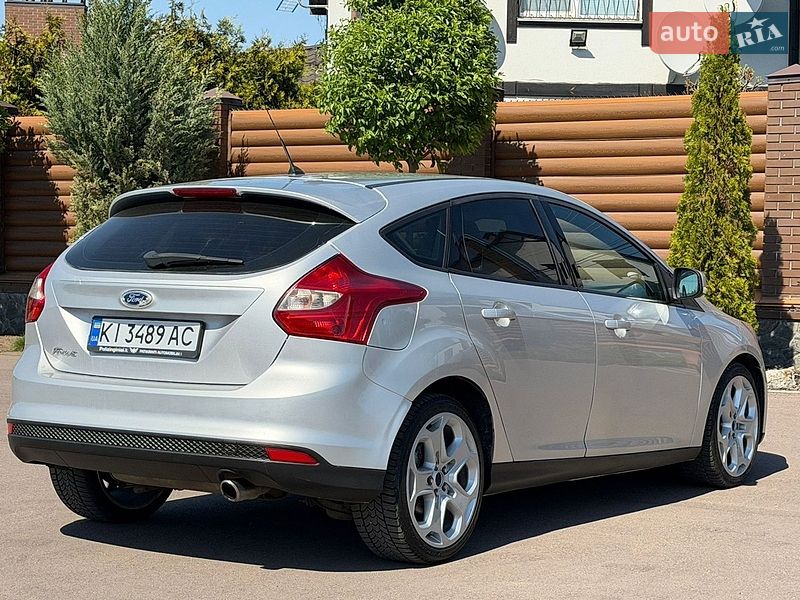 Хэтчбек Ford Focus 2011 в Борисполе