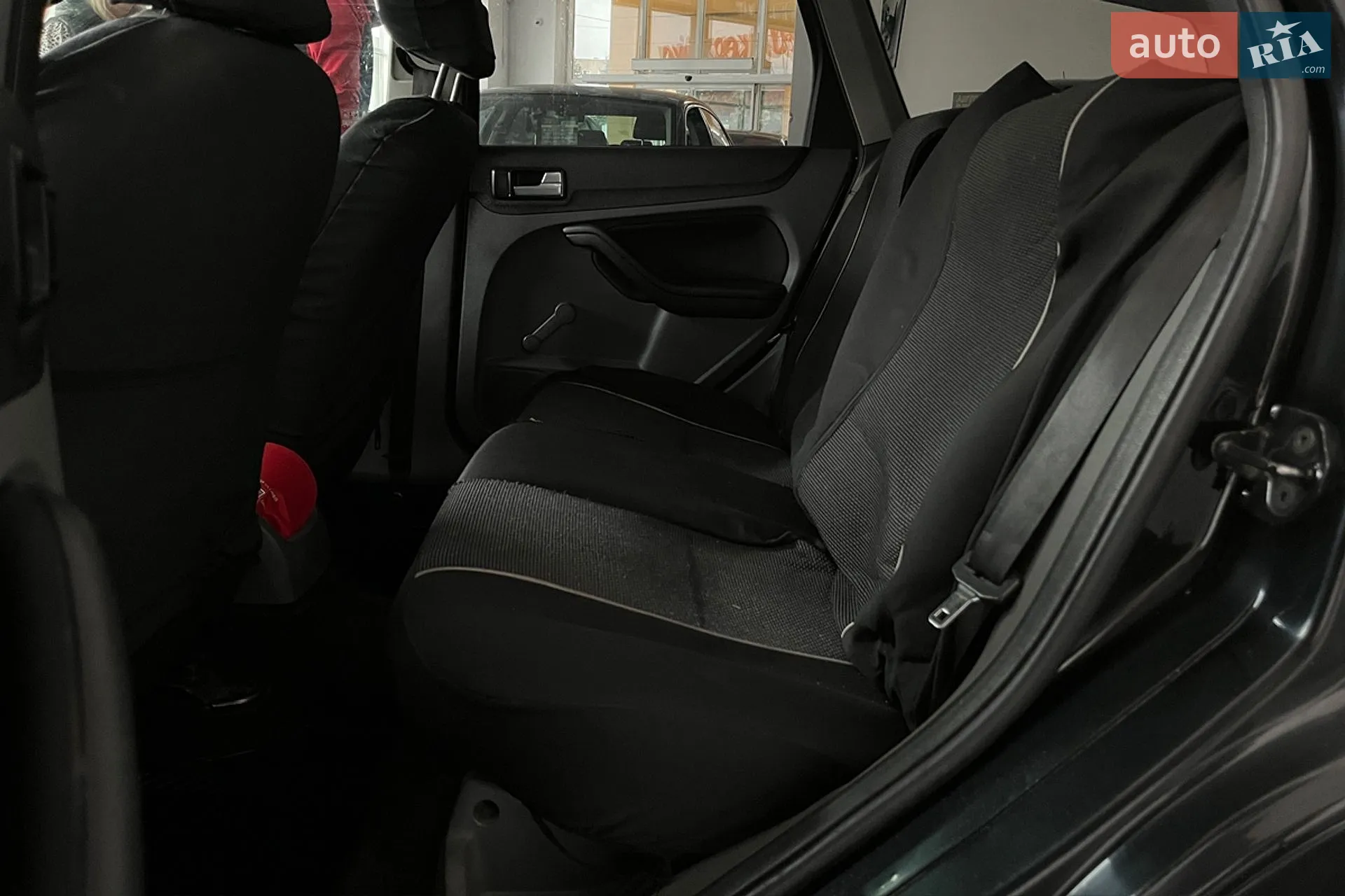 2010 Ford Focus - мініатюра 22
