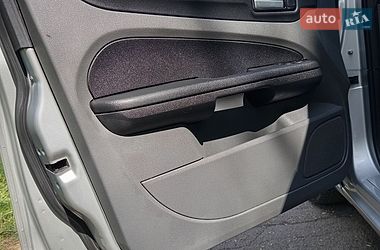 Хэтчбек Ford Focus 2008 в Калуше
