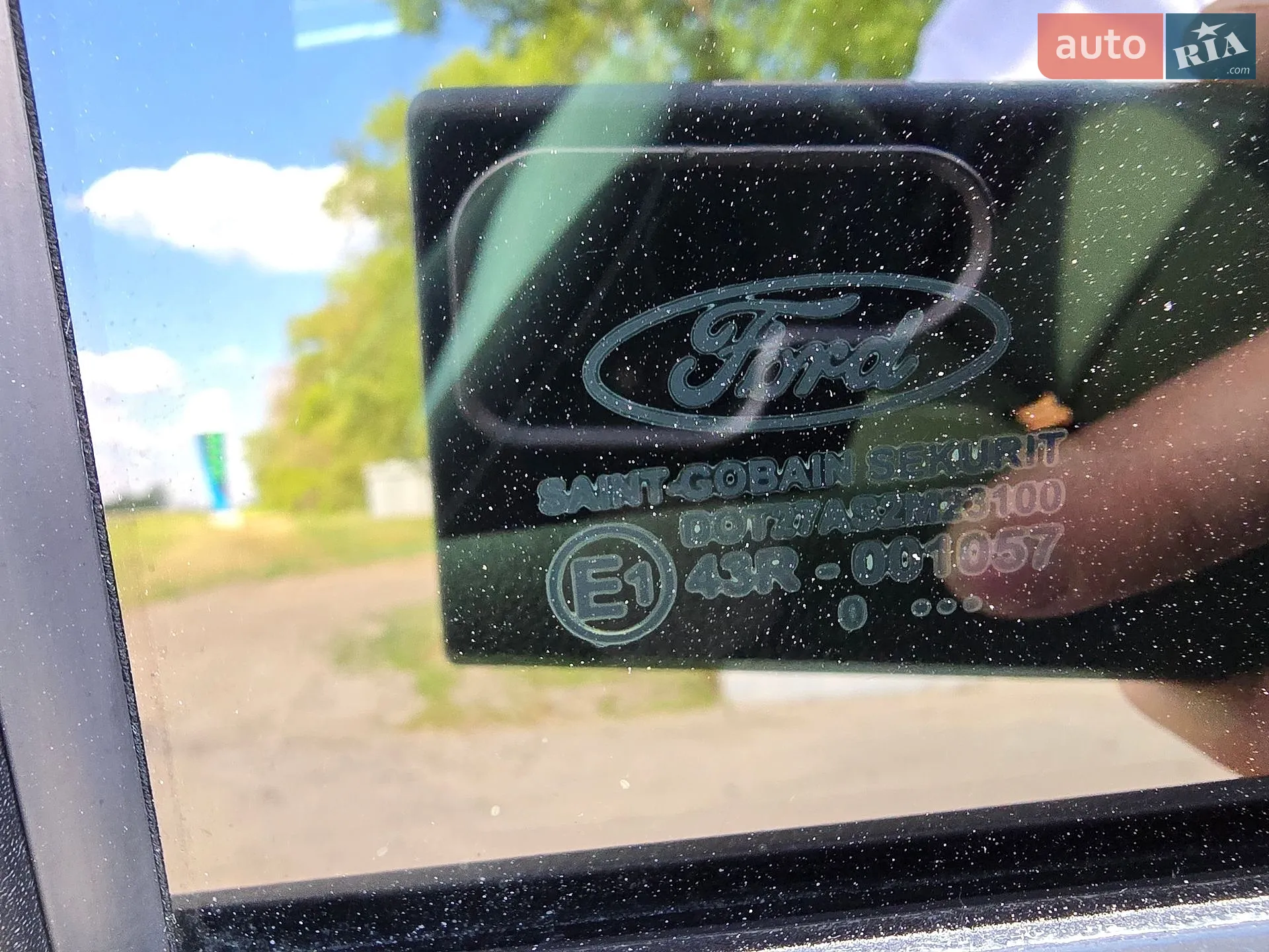 2010 Ford Focus - мініатюра 27