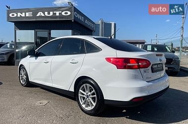 Седан Ford Focus 2017 в Киеве