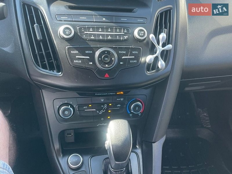 Седан Ford Focus 2017 в Киеве