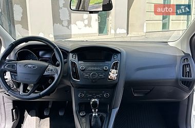 Хэтчбек Ford Focus 2017 в Киеве